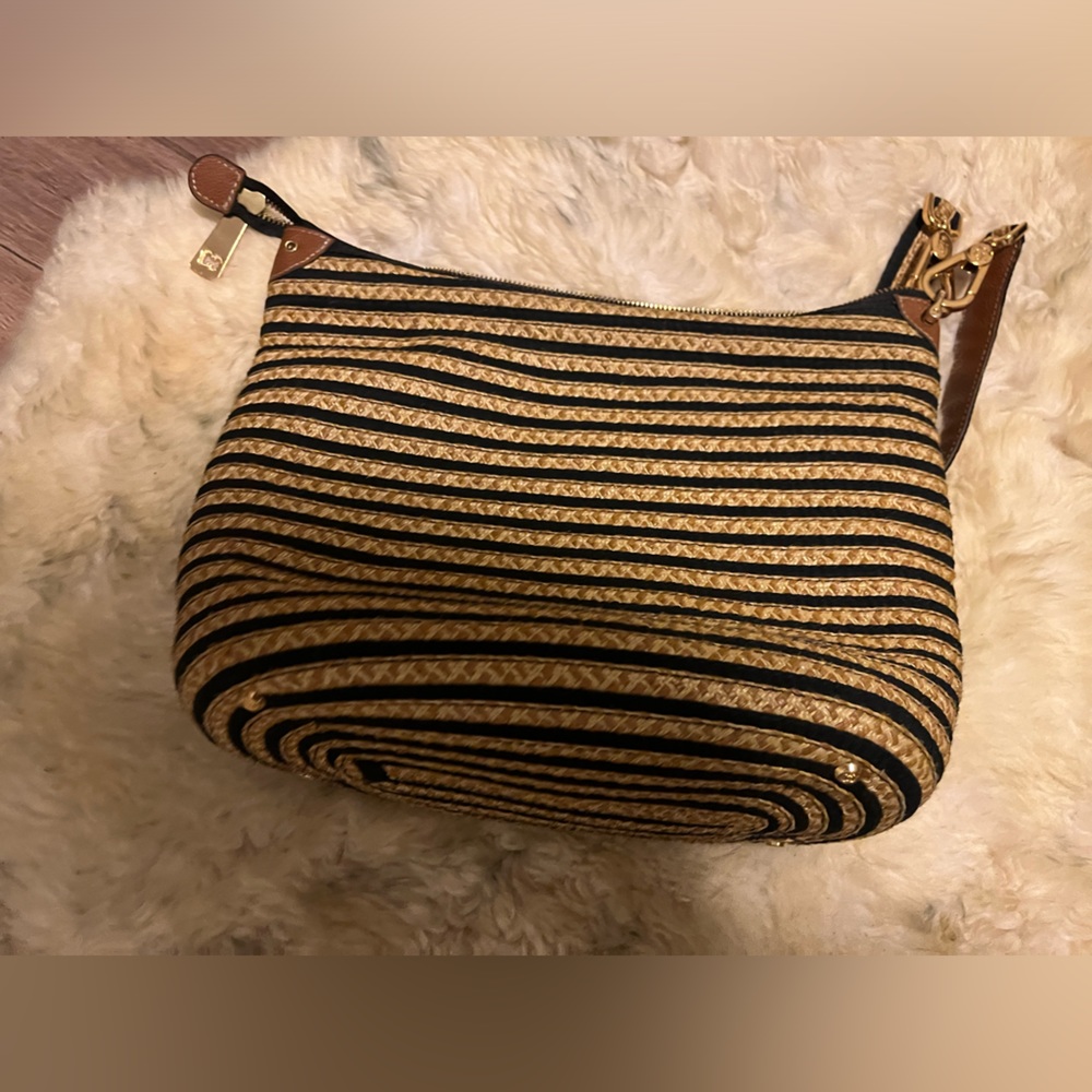 ERIC JAVITS Raffia Bucket Bag Wristlet - Picture 3 of 8